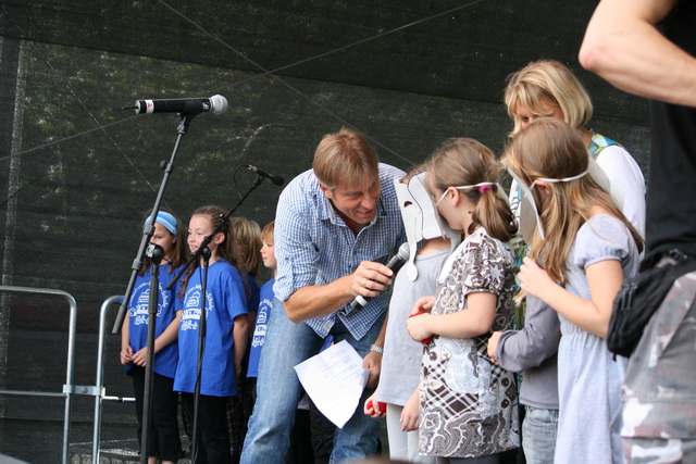 gal/2010/2010 Saitentwist Essen Original Moderation und Kinderbuehne 11.09/2010 Saitentwist 11.09. Moderation Essen Original HIrschlandplat 097.jpg